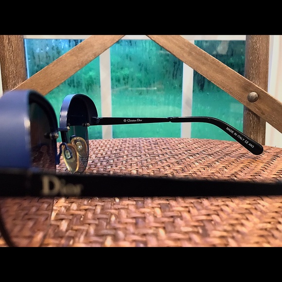 Dior Sunglasses - Picture 3 of 7